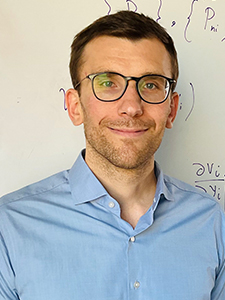Konstantin Kucheryavyy headshot